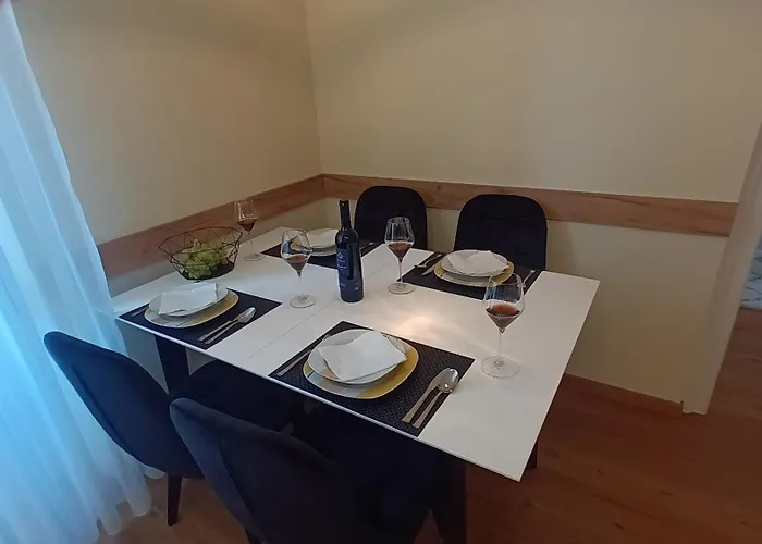 Klaudia 公寓 伊卡